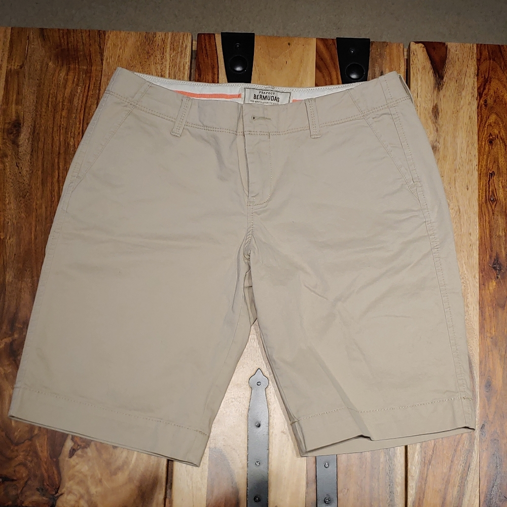Old Navy Bermuda shorts
